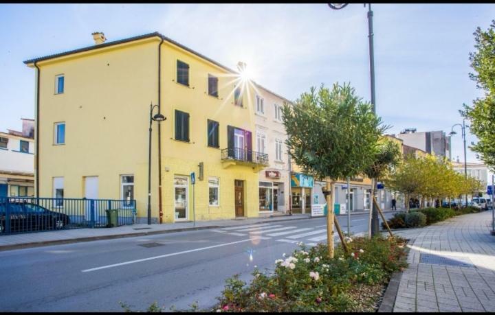 Apartment Megy With Balcony In City Center Crikvenica Exterior foto